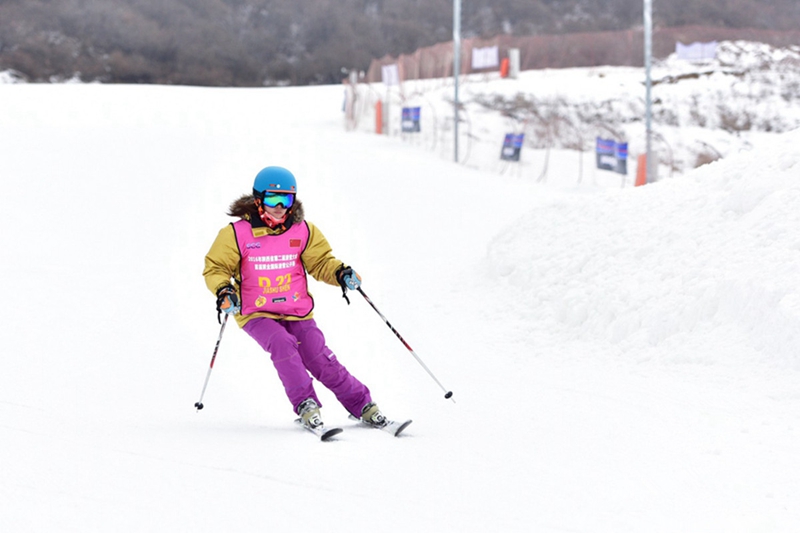 Zum Skilaufen im Winter nach Zhaojin in Shaanxi