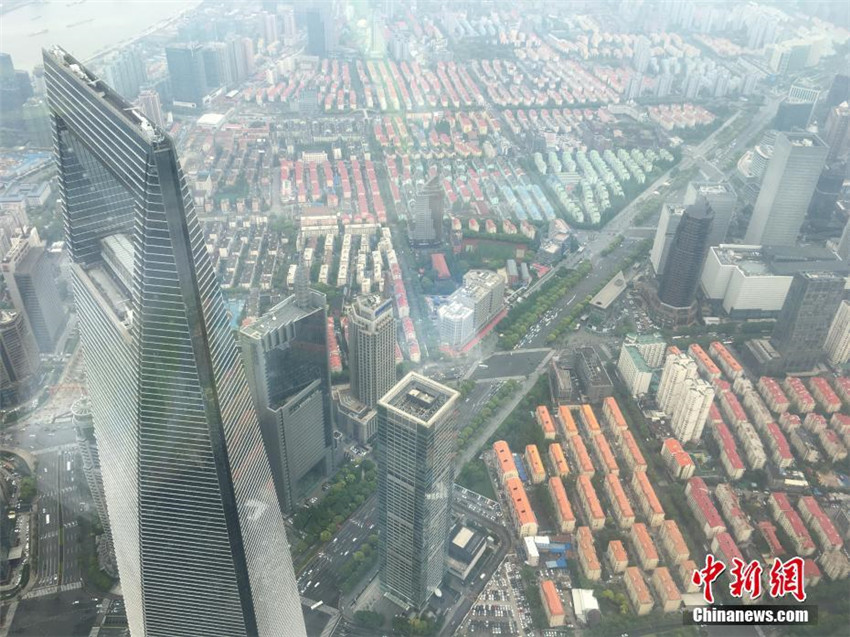 Shanghai Tower: 546 Meter hohe Aussichtsplattform für Touristen