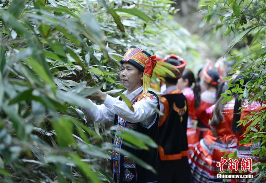 Hunan: Yao-Volk bereitet sich auf das Drachenbootfest vor