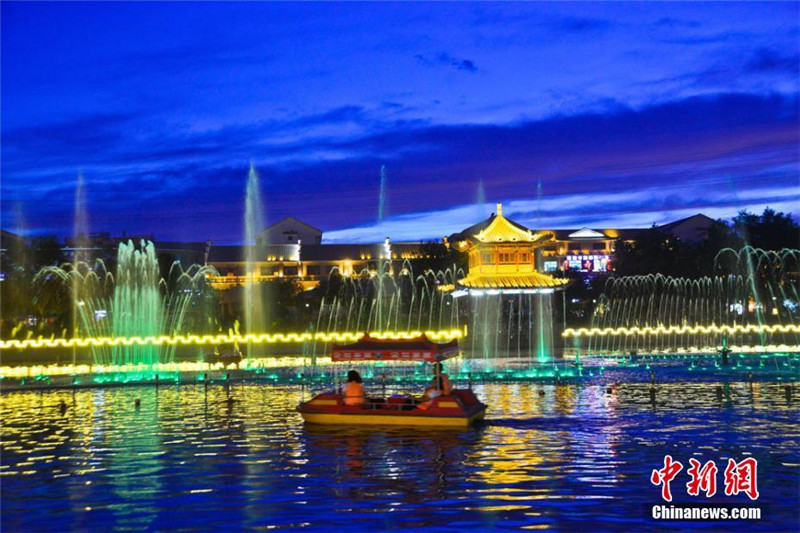 Dunhuangs wunderschöne Wasserlandschaft