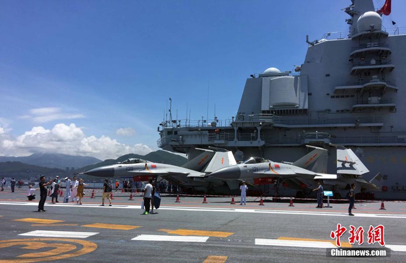 Flugzeugträger „Liaoning“ in Hongkong öffentlich zugängig