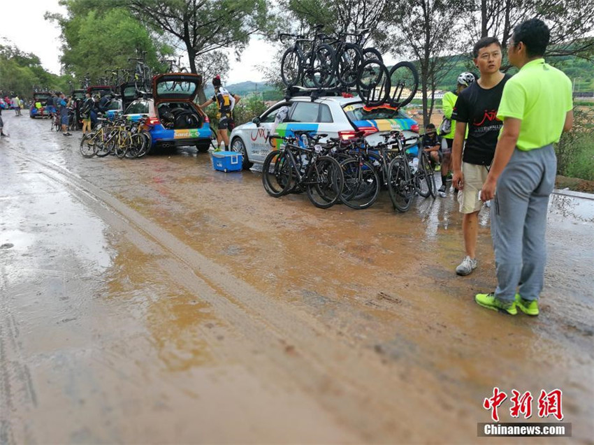 Tour of Qinghai Lake wegen starker Regenfälle in Gansu untergebrochen