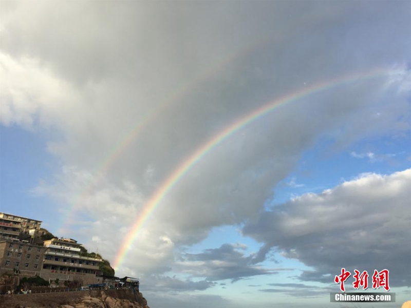Doppelregenbogen in Zhoushan