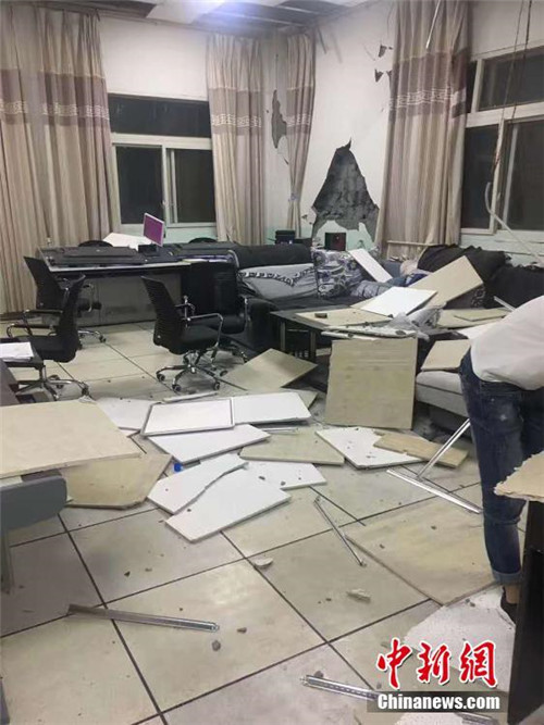 Kreis Jiuzhaigou in Westchina von Erdbeben erschüttert