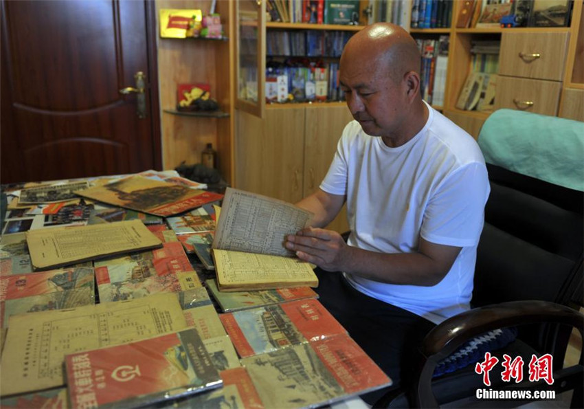 Persönliche Sammlung von Zuggegenständen zeigt Chinas Eisenbahngeschichte