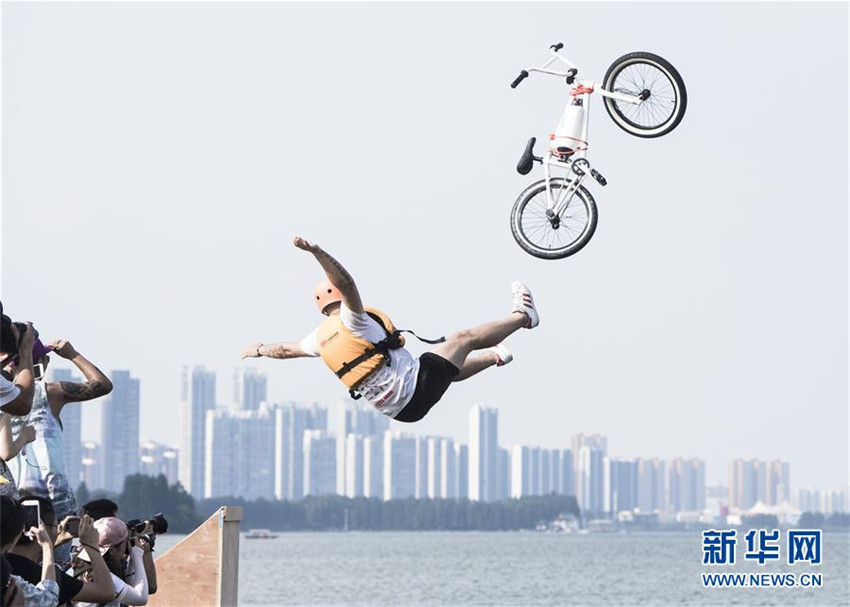 Faszinierende BMX-Rad-Show in Wuhan