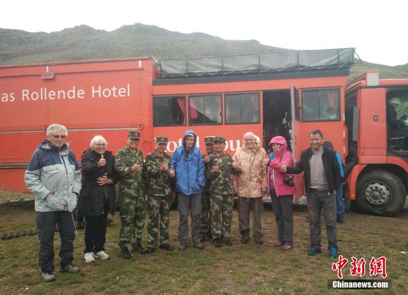 20 Deutsche in Tibet von chinesischer Grenzschutztruppe gerettet