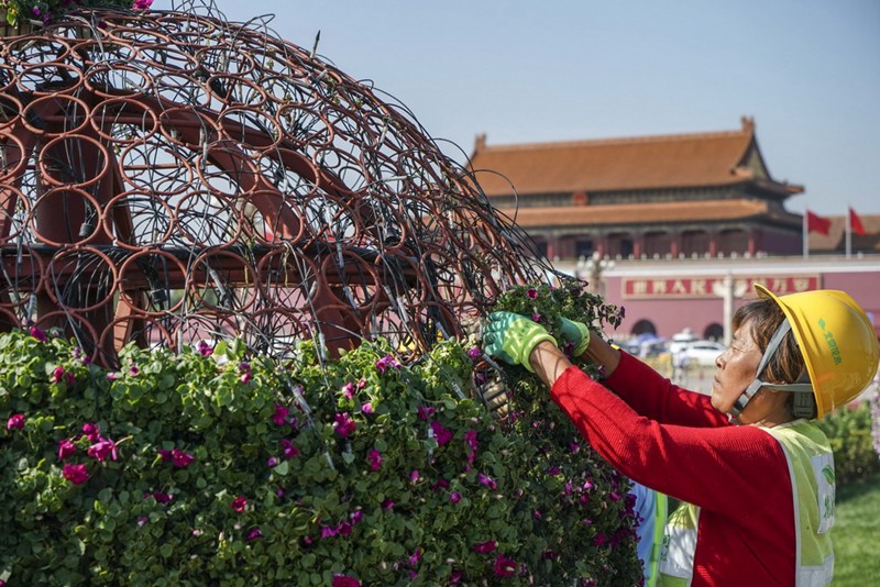 Vorbereitungen für Chinas Nationalfeiertag auf dem Tiananmen-Platz begonnen