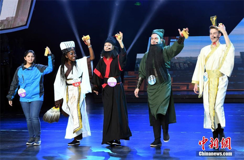 10. Internationaler Chinesisch-Wettbewerb „Hanyu Qiao“ für Mittelschüler abgeschlossen