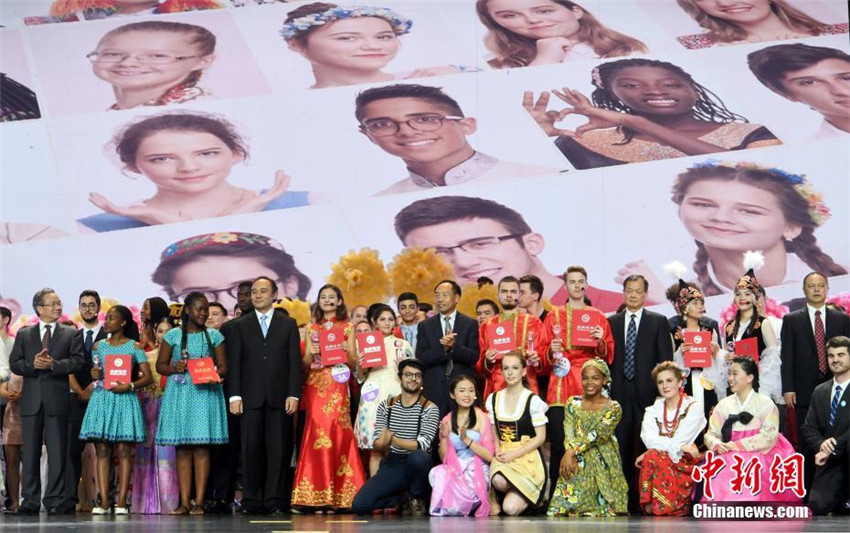 10. Internationaler Chinesisch-Wettbewerb „Hanyu Qiao“ für Mittelschüler abgeschlossen