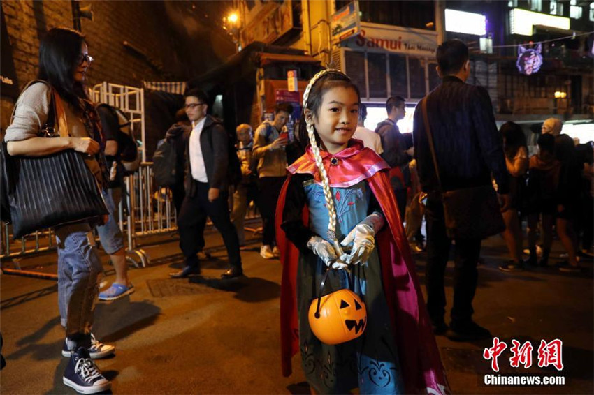 Hongkonger feiern Halloween