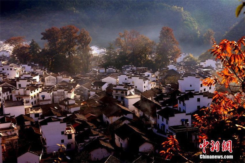 Chinas schönstes Dorf Wuyuan im Herbst