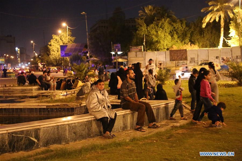 Mindestens 129 Tote bei Erdbeben zwischen Iran und Irak