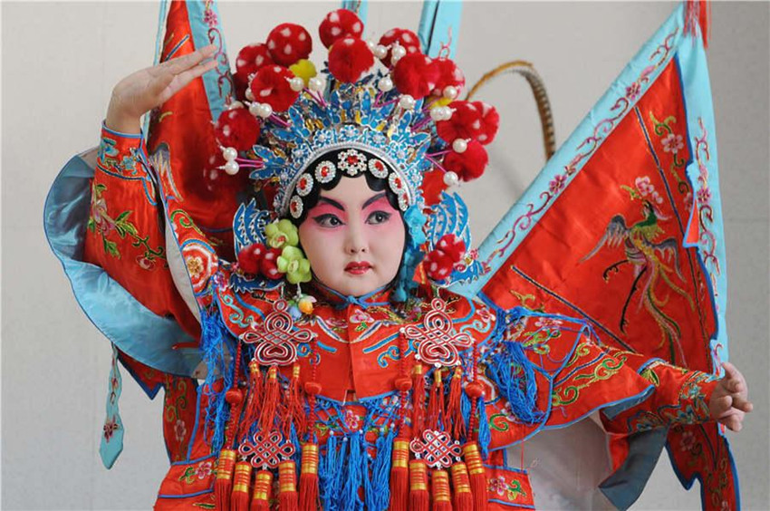 Peking-Oper für Grundschüler