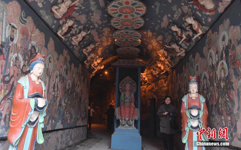 Bedeutende buddhistische Grotten für die Öffentlichkeit zugänglich