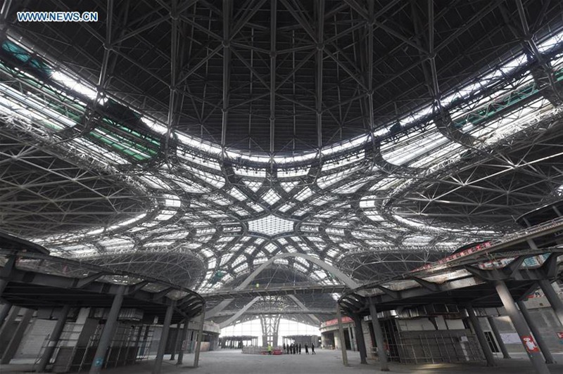 Beijings neuer Flughafen überdacht