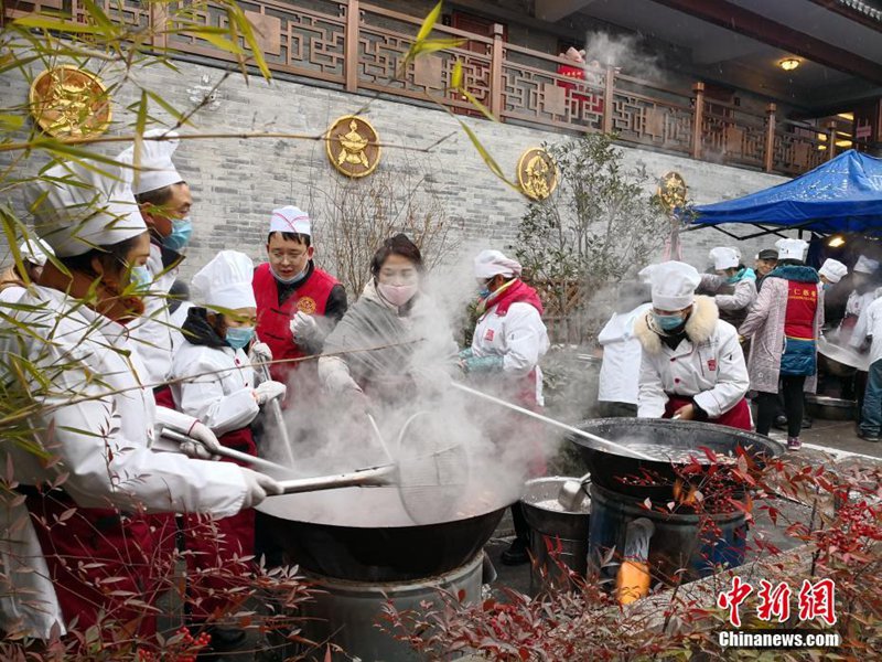 Chinesen feiern Laba-Fest