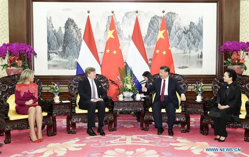 Präsident Xi trifft niederländischen König