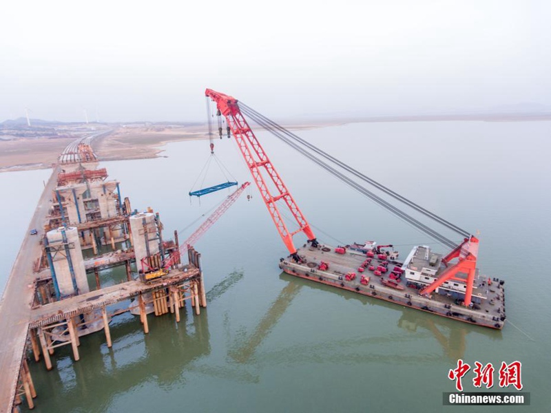 Luftaufnahmen der Brücke am Poyang-See