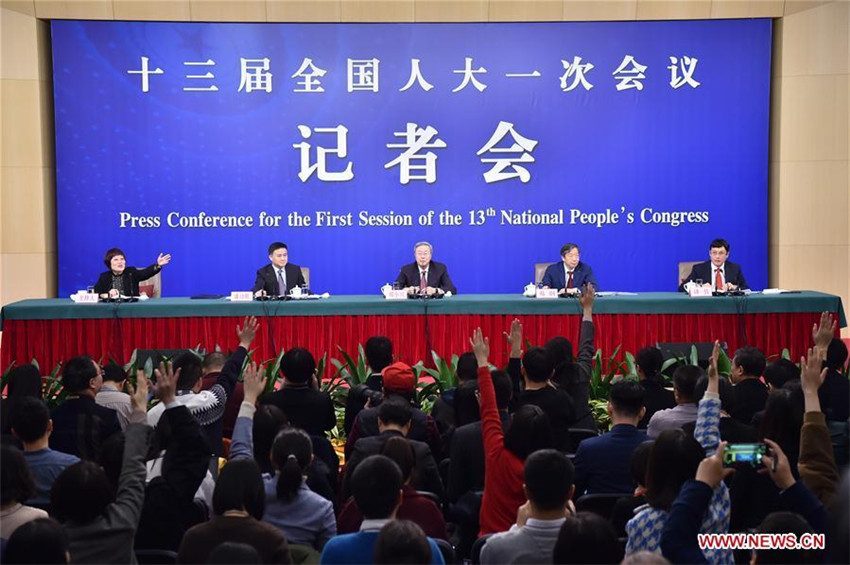 Chinas Zentralbank hält eine Pressekonferenz ab
