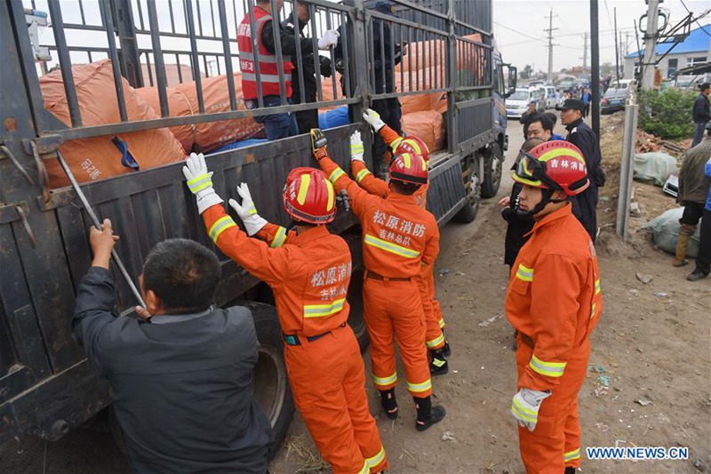 Rettungsarbeit nach dem Jilin-Erdbeben