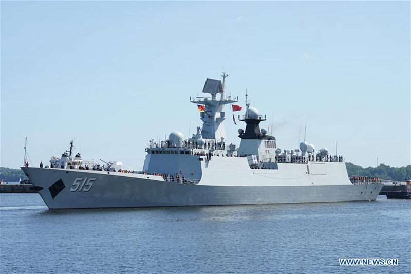 Chinesische Fregatte "Binzhou" besucht Militärhafen von Kiel