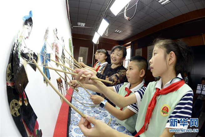 Volkskunst: Schattenspiel-Kurse in Hebei