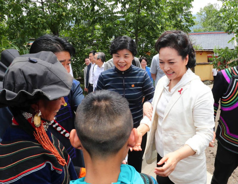 Peng Liyuan fördert weiterhin die öffentliche Gesundheit