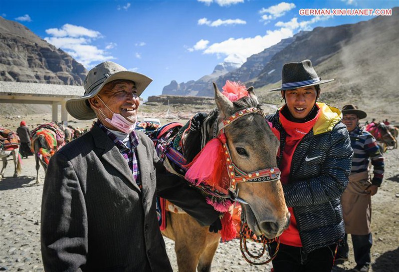 Tibets Dörfer verdienen am Tourismus