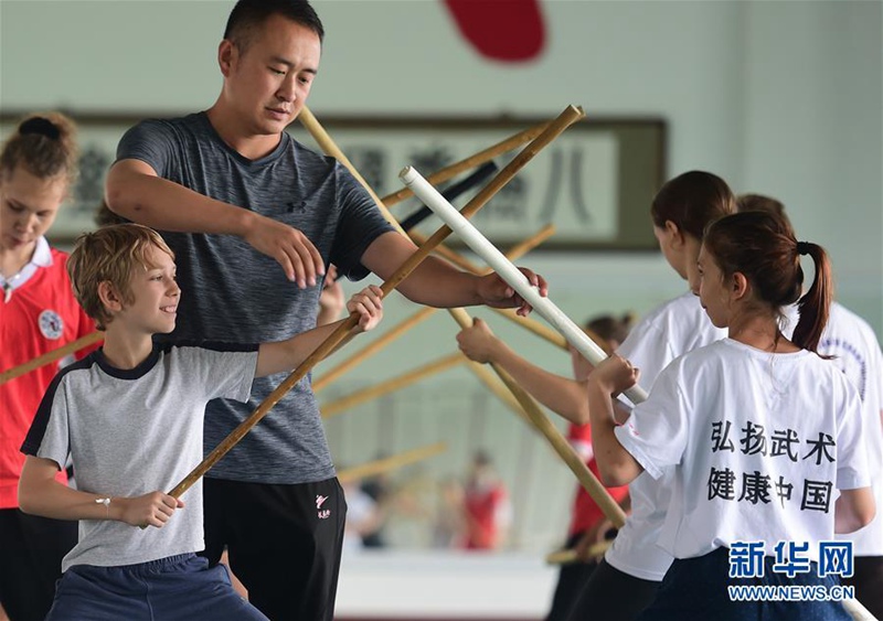 Ausländer lernen in China chinesischen Kampfsport