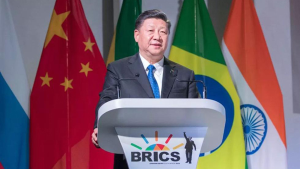 Xi Jinping hält Rede beim Industrie- und Handelsforum der BRICS-Staaten