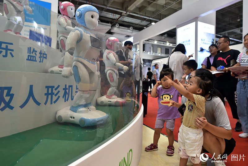 Roboter-Weltkonferenz 2018 in Beijing eröffnet