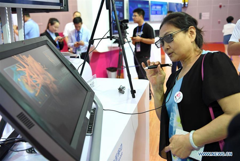 Hightech-Produkte auf der 15. China-ASEAN Expo