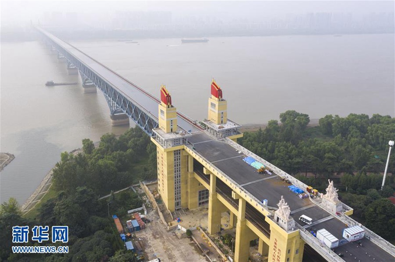 Renovierungsarbeiten an der Nanjing-Jangtse-Brücke laufen auf Hochtouren