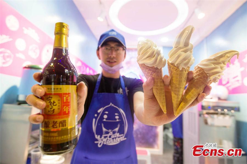 Eiscreme mit Essiggeschmack in Taiyuan im Angebot