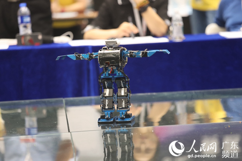 Chinas Nationaler Roboter-Wettbewerb in Guangdong eröffnet