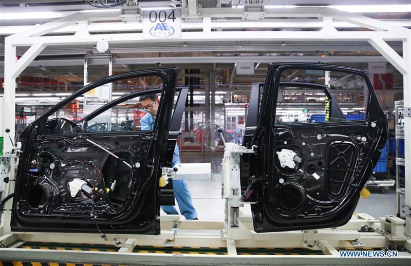 Shanghai Volkswagen präsentiert neue Autos auf der CIIE