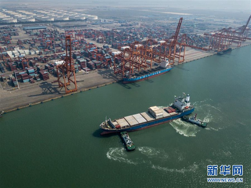 Chinas Freihafen Qinzhou profitiert von der Öffnungspolitik