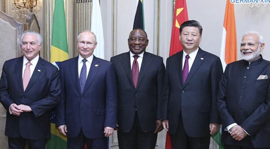 Xi Jinping nimmt am informellen Treffen der BRICS-Staaten in Buenos Aires teil