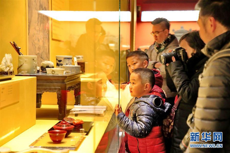 Chinesen können Frühlingsfest im Palastmuseum genießen