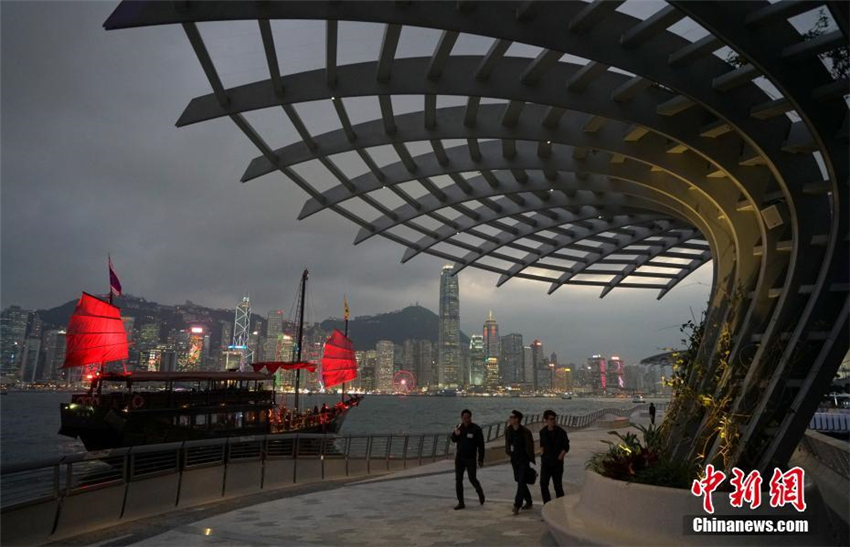 Hongkongs Avenue of Stars nach Restaurierung wieder eröffnet