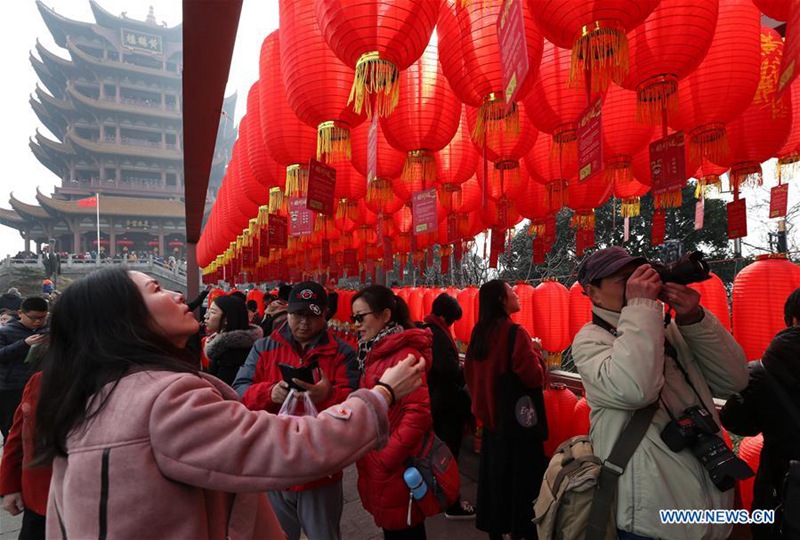 Feierlichkeiten zum Frühlingsfest in ganz China
