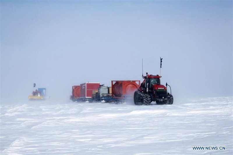 Chinas Teams der 35. Antarktis-Expedition fahren von Taishan nach Zhongshan
