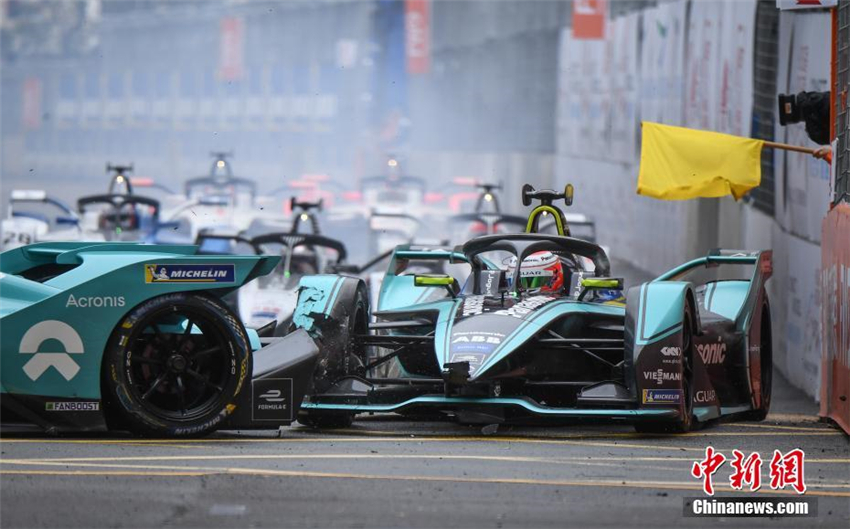 Mehrere Unfälle bei Formel E in Hongkong