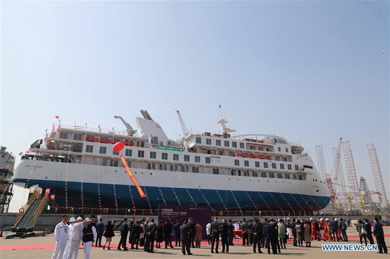 Erstes Kreuzfahrtschiff aus chinesischer Produktion sticht in See