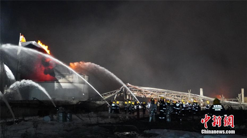 Fabrik-Explosion in Jiangsu fordert mehrere Tote und Verletzte