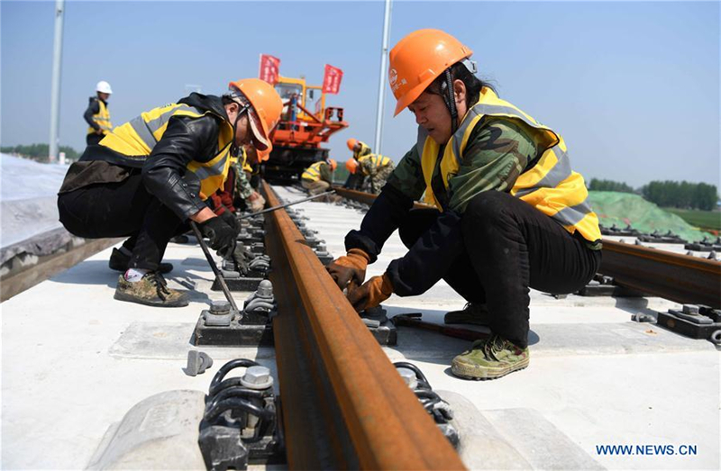 Eisenbahnlinie zwischen Zhengzhou und Fuyang im Bau