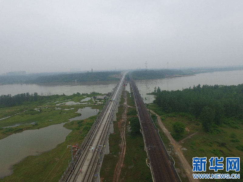 Mit dem Schnellzug von Nanchang nach Ganzhou