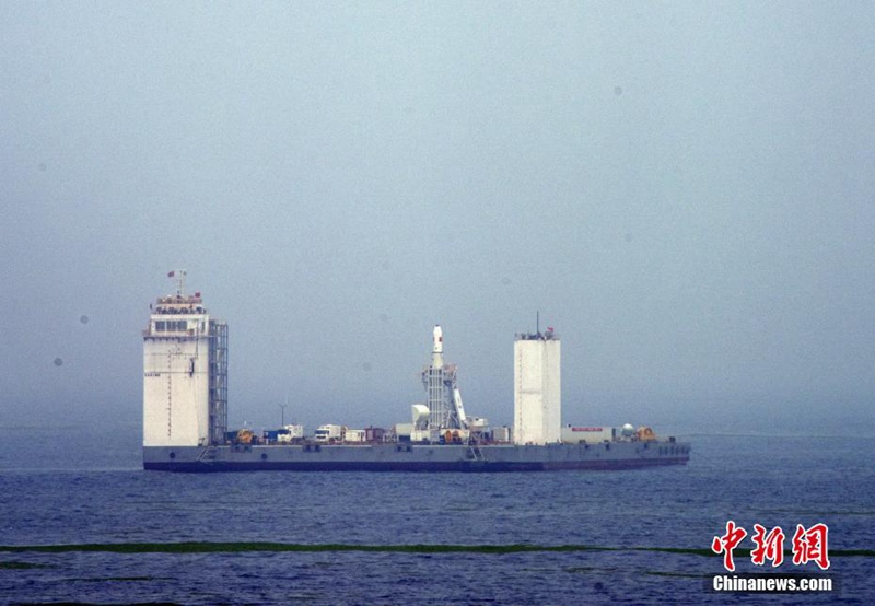 China schickt Trägerrakete vom Meer aus ins All 