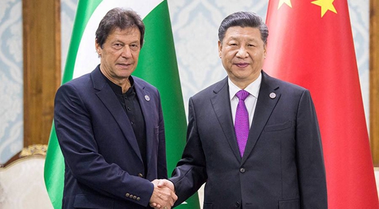 Xi Jinping trifft Pakistans Ministerpräsident Imran Khan
